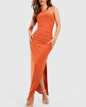 Robe marron ajustée