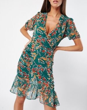 Robe courte verte avec imprimés floraux